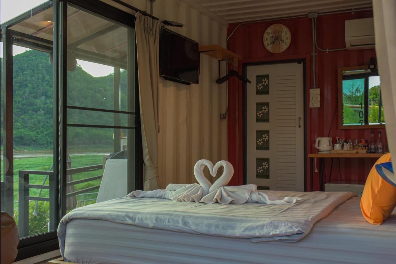 Hotel Inbox Living Rimkhong Chiang Khan Exterior foto
