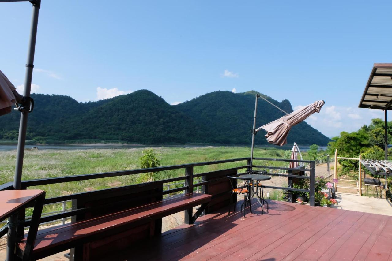 Hotel Inbox Living Rimkhong Chiang Khan Exterior foto