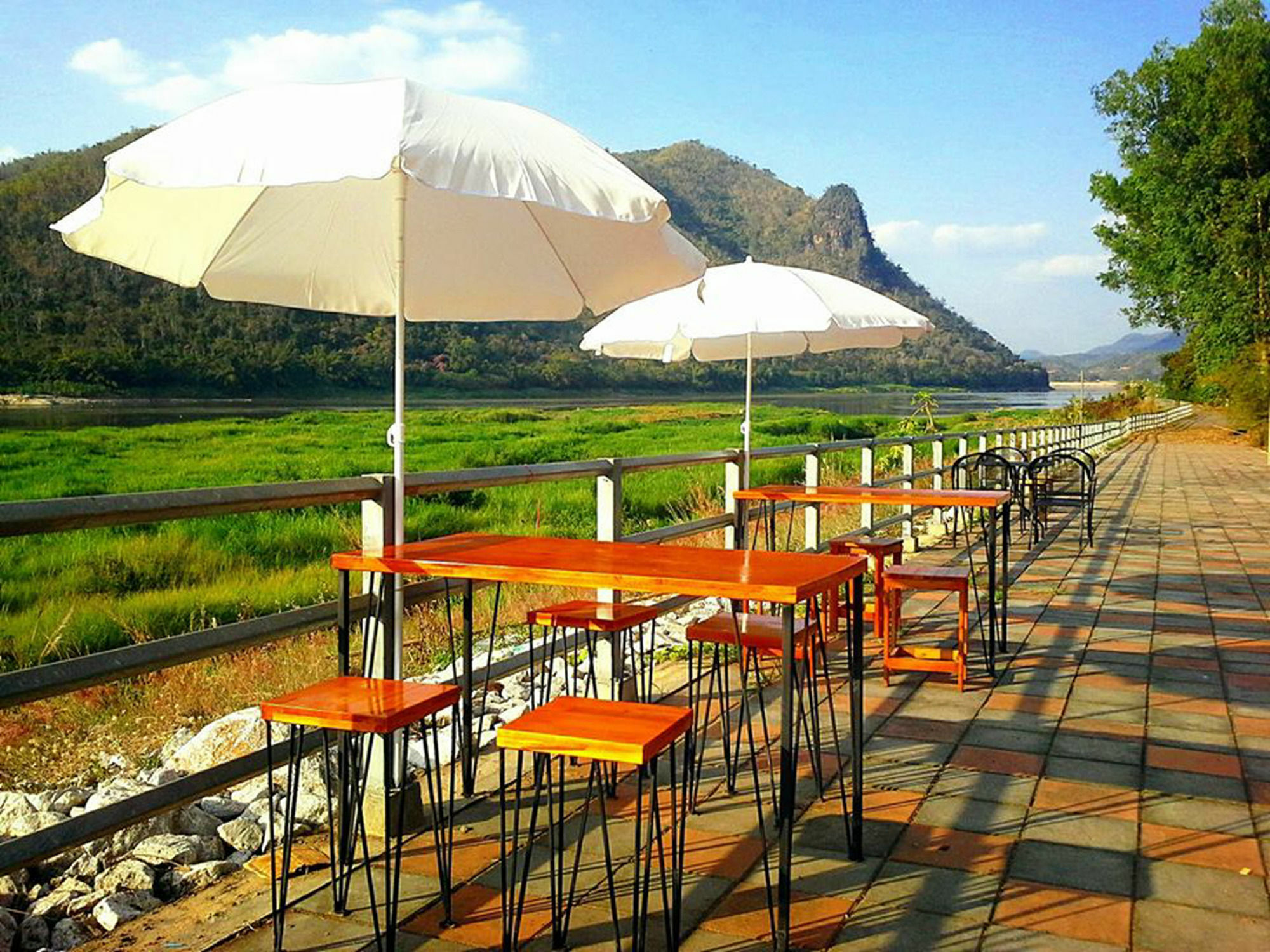 Hotel Inbox Living Rimkhong Chiang Khan Exterior foto